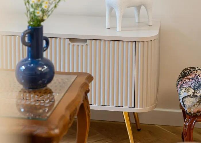 Quiet On The Main Square, 2 Bathrooms * Wrocław